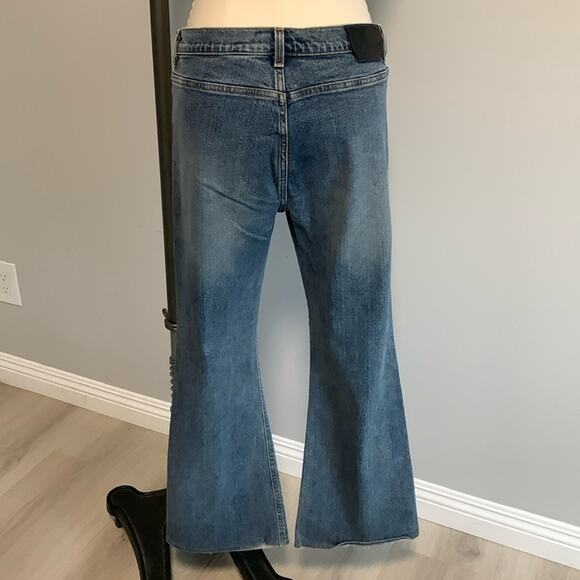 BCBG Y2K Jamil Flare Jeans Low Rise Wide Leg Flare Blue Denim 11/12 - Picture 3 of 10